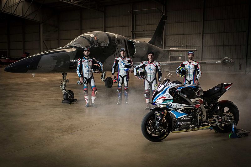 Startplatz zwei beim Saisonfinale für das BMW Motorrad World Endurance Team – Video-Highlight: BMW M 1000 RR trifft auf Fighter Jet.