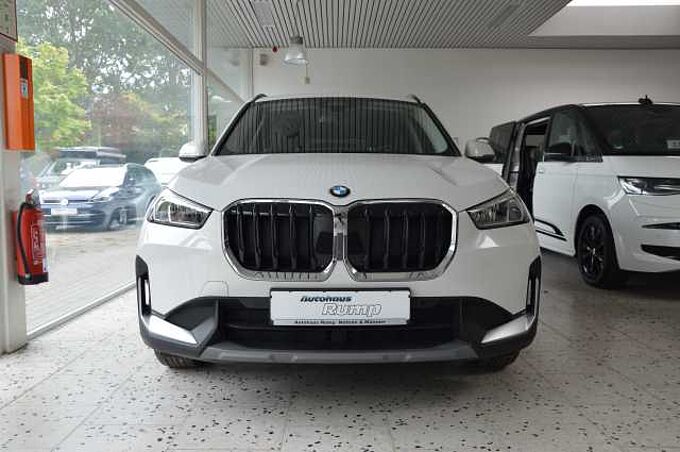 BMW X1 18i sDrive  Aut.1.Hd.