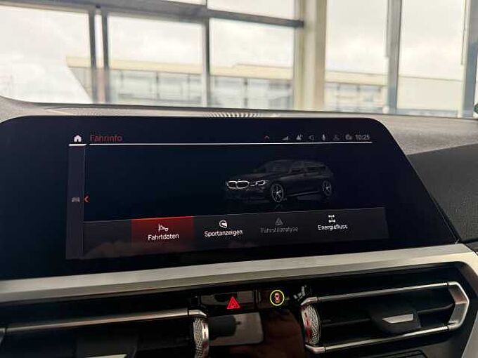 BMW M340i Touring xDrive ACC / HUD / PANO / Keyless