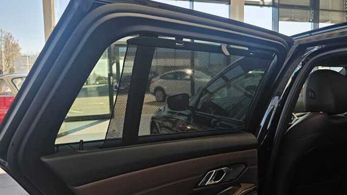 BMW M340i Touring xDrive ACC / HUD / PANO / Keyless