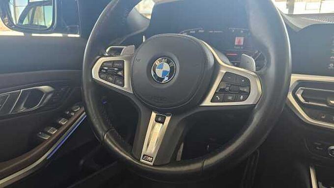 BMW M340i Touring xDrive ACC / HUD / PANO / Keyless
