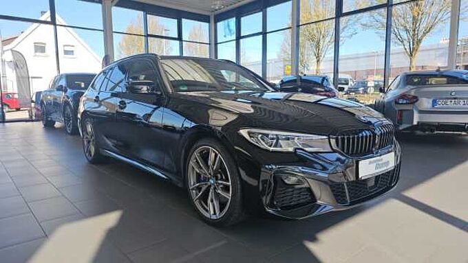 BMW M340i Touring xDrive ACC / HUD / PANO / Keyless