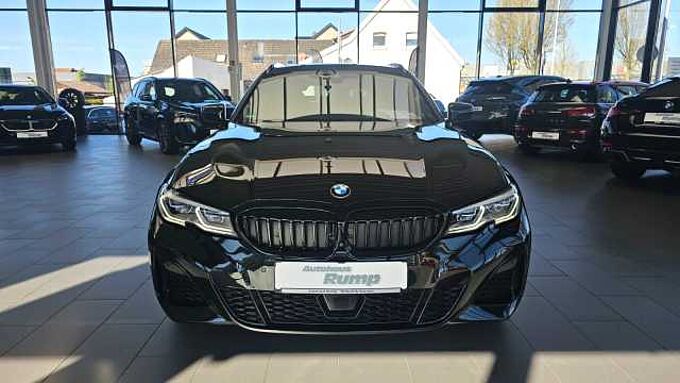 BMW M340i Touring xDrive ACC / HUD / PANO / Keyless