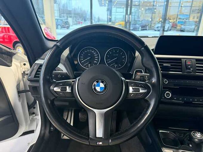 BMW 118i M-Sport/PDC/Klimaaut/3t&uuml;r