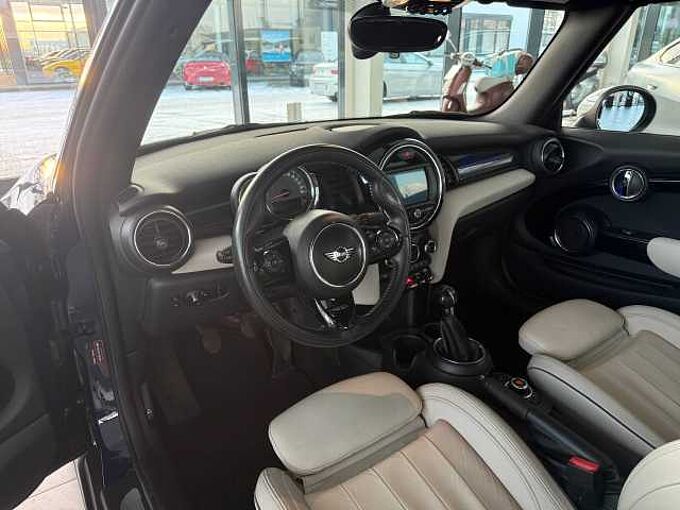 MINI Cooper Cabrio LED / Leder / CarPlay / Keyless