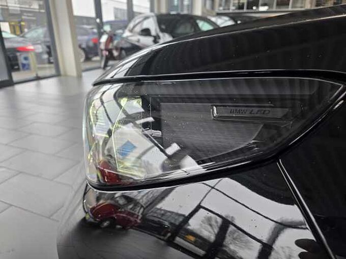 BMW X1 xDrive20d M-Sport/Panorama/AHK/GJR/HK/19'