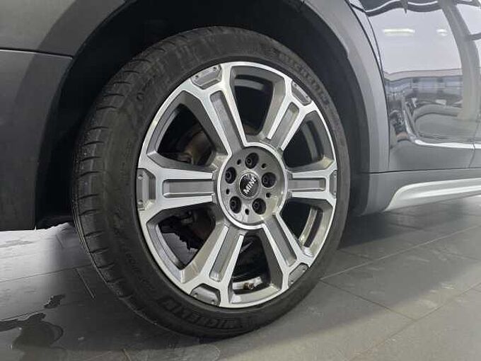 MINI Cooper SE Countryman All4 Aut. Trim / Pano / HUD / H&K / ACC