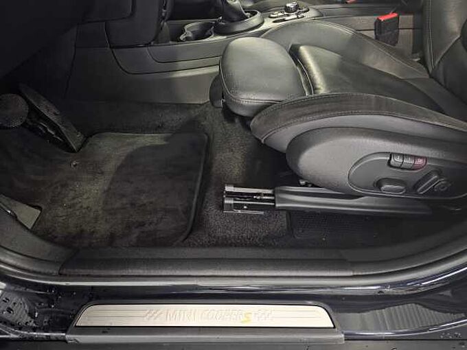 MINI Cooper SE Countryman All4 Aut. Trim / Pano / HUD / H&K / ACC