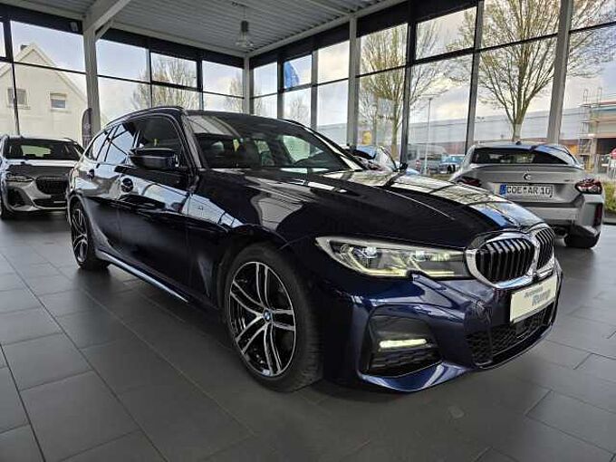 BMW 330d Touring. M Sport HUD/Drive.Prof./AHK/PANO
