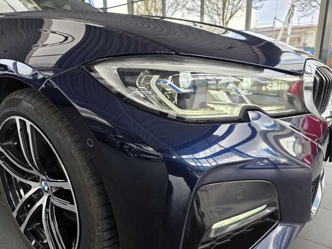 BMW 330d Touring. M Sport HUD/Drive.Prof./AHK/PANO