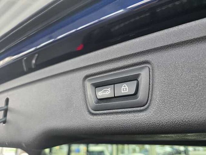 BMW 330d Touring. M Sport HUD/Drive.Prof./AHK/PANO