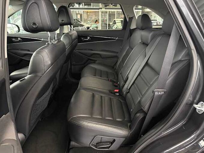 Kia Sorento Platinum Panorama/Sitzebel&uuml;ftung/RFK/GJR