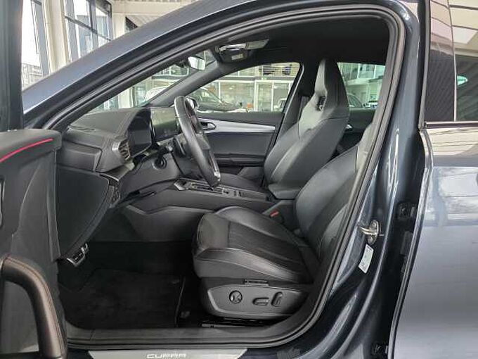 CUPRA Formentor VZ Priority / Fahrassistenz-Paket XL / Memory /