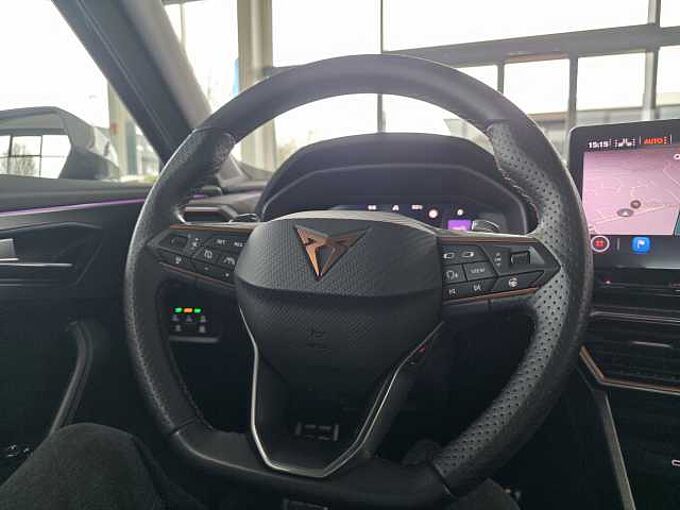 CUPRA Formentor VZ Priority / Fahrassistenz-Paket XL / Memory /