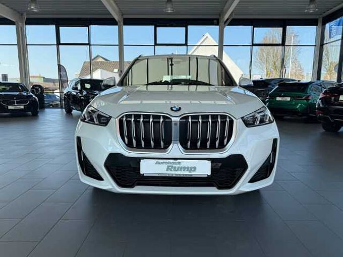 BMW X1 sDrive 18i M Sportpaket / Adapt.LED / Keyless