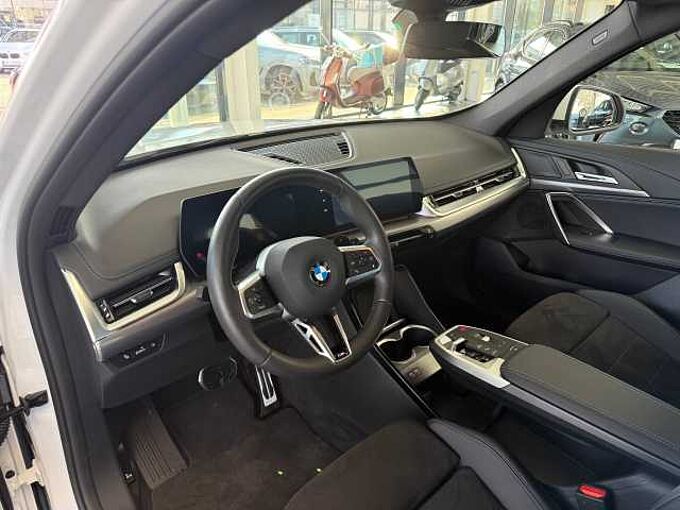 BMW X1 sDrive 18i M Sportpaket / Adapt.LED / Keyless