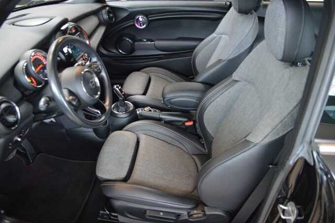 MINI ONE 3trg. Autom.Navi