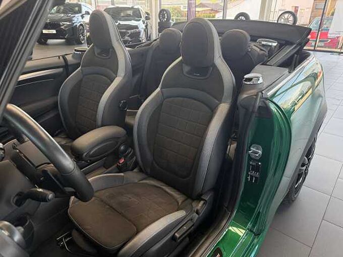 MINI John Cooper Works Cabrio Aut. JCW Trim