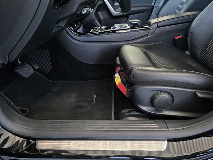 Mercedes-Benz A 250 4Matic 7G-DCT Progressive Multibeam LED / MBUX