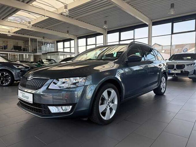 SKODA Octavia Combi Style NAVI/AHK/Klimaaut/LM