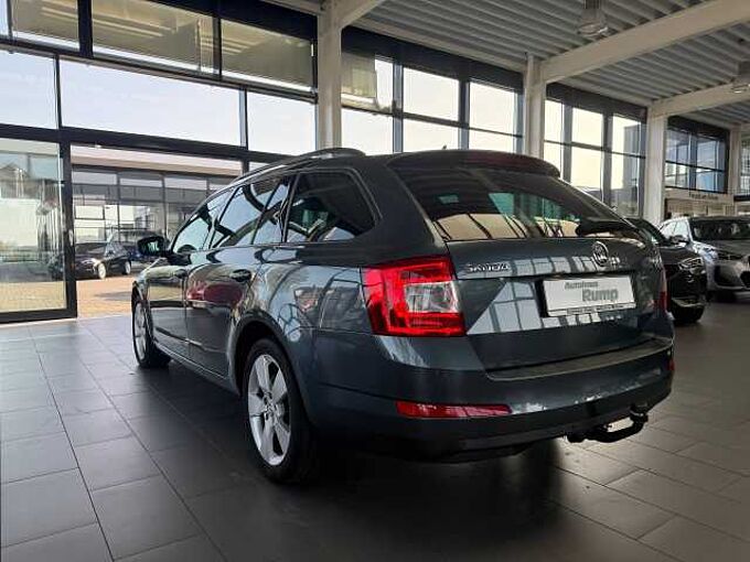 SKODA Octavia Combi Style NAVI/AHK/Klimaaut/LM