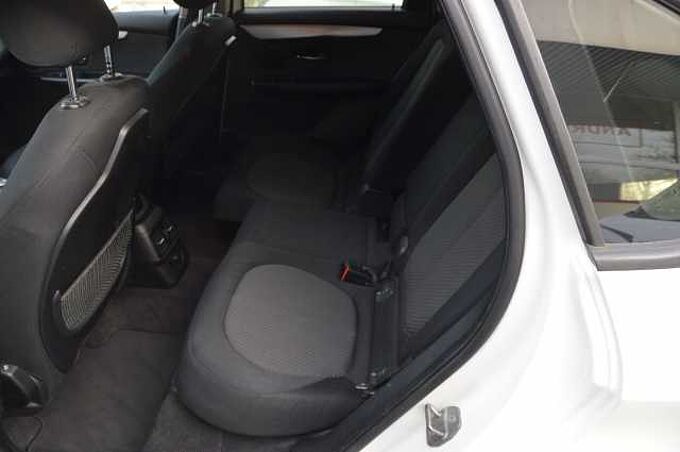 BMW 218i Active Tourer 