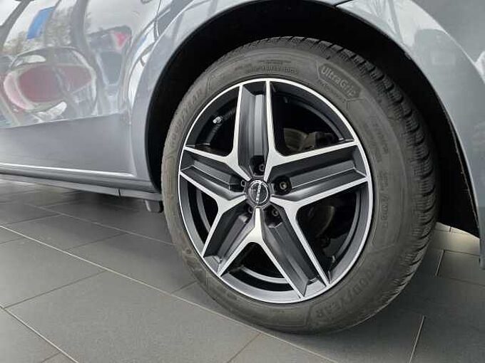 Mercedes-Benz V 300d Marco Polo AMG Line/AHK/RFK