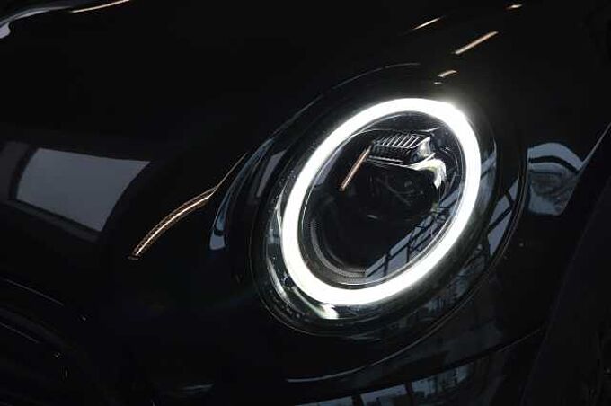 MINI 5-T&Uuml;RER One Aut. Classic Trim