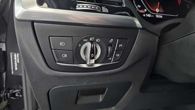 BMW X3 M40i Pano/,DA+/h/k Sound/AHK