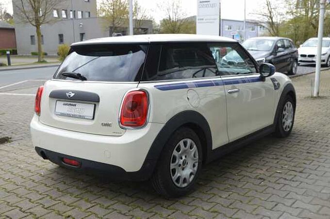 MINI 3-T&Uuml;RER Mini One First