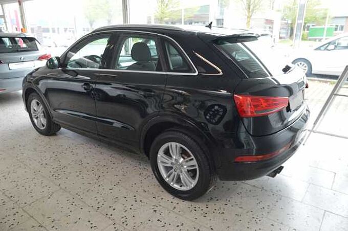 Audi Q3 1.4 TFSI  S tronic sport