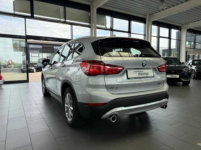 BMW X1 18d sDrive AHK/NAVI/KLIMA