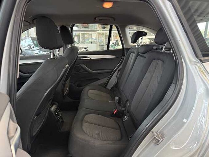 BMW X1 18d sDrive AHK/NAVI/KLIMA