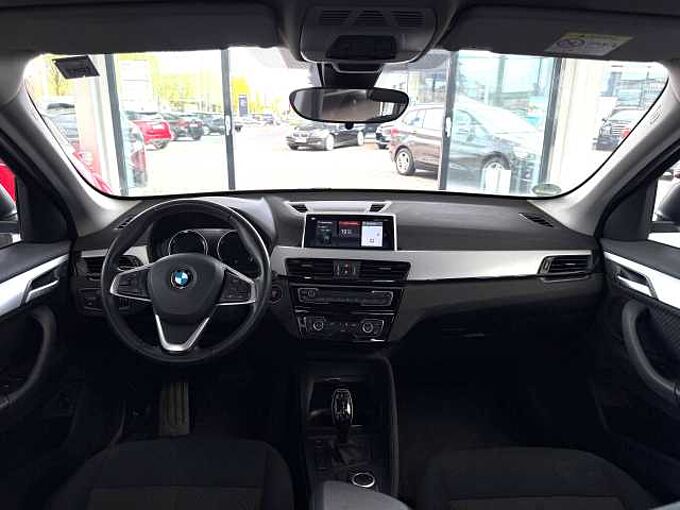 BMW X1 18d sDrive AHK/NAVI/KLIMA