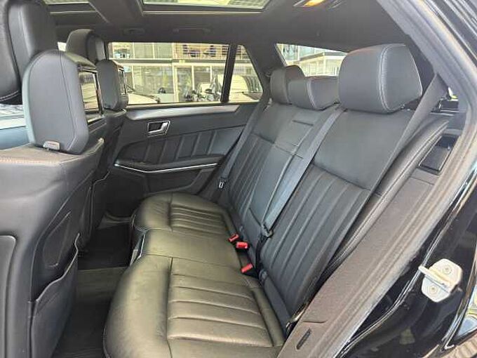 Mercedes-Benz E 350d 4Matic AHK/PANO/Standheizung/360&deg;Kam