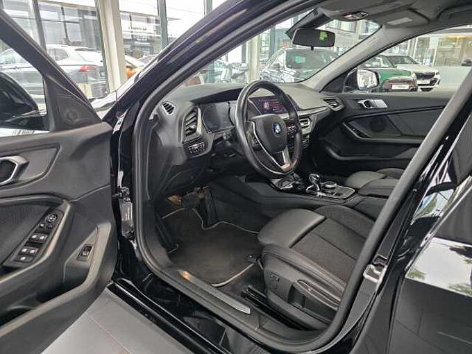 BMW 118d Shadow-Line Automatik HUD/RFK/Sitzhzg/LM