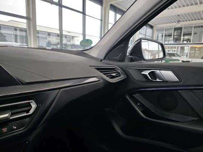 BMW 118d Shadow-Line Automatik HUD/RFK/Sitzhzg/LM