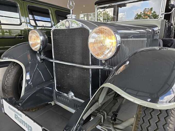 Mercedes-Benz Stuttgart 260 (W11) 