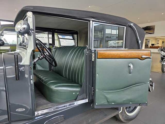 Mercedes-Benz Stuttgart 260 (W11) 