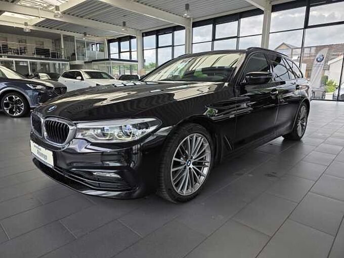 BMW 520d Touring Sport Line HUD/PANO/AHK/RFK/Adapt.LED