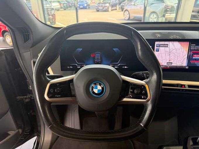 BMW iX xDrive50 Sportpaket/B&W/Drive.Prof./Luft