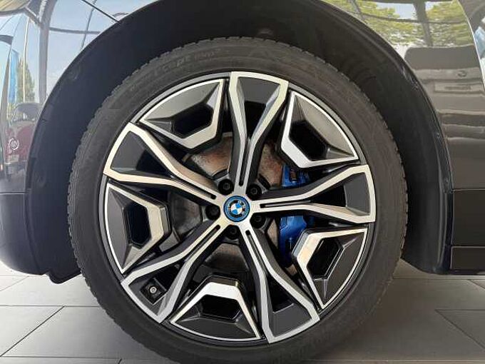 BMW iX xDrive50 Sportpaket/B&W/Drive.Prof./Luft