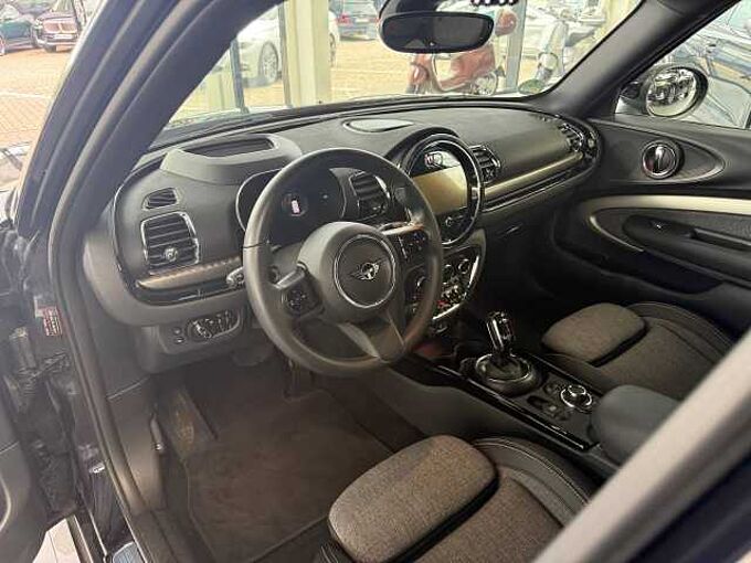 MINI Cooper Clubman Aut. Classic Trim | AHK | PANO | HUD | RFK