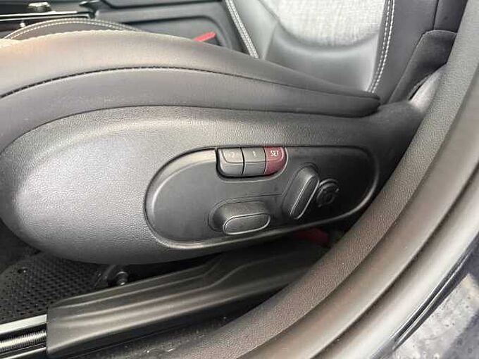 MINI Cooper Clubman Aut. Classic Trim | AHK | PANO | HUD | RFK
