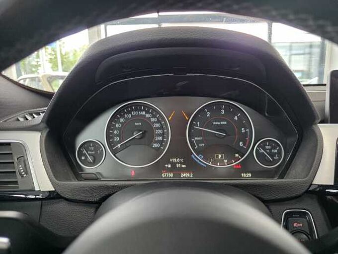 BMW 320d GT M Sport AHK/HUD/PANO/RFK/Keyless