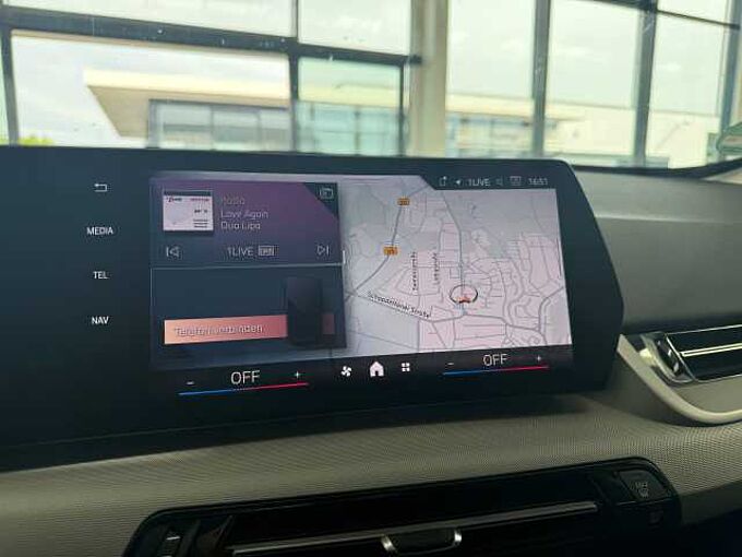BMW X1 sDrive18i AHK,Adapt.LED,NAVI,RFK