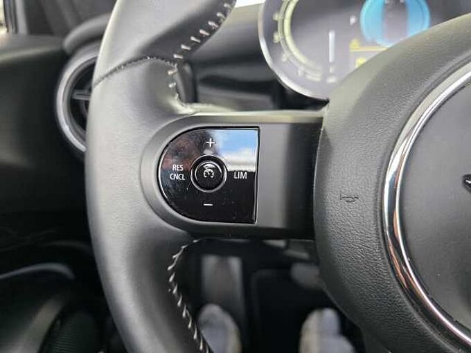 MINI Cooper Cabrio Yours Trim Aut/SHZ/Navi/AppleCarplay