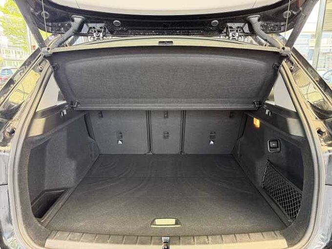 BMW X1 sDrive18i Advantage | LED| Navi | AHK 