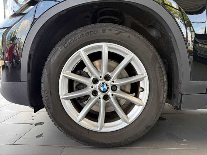 BMW X1 sDrive18i Advantage | LED| Navi | AHK 