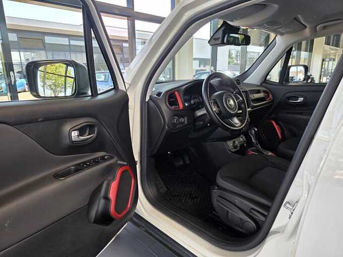 Jeep Renegade 2.0 MultiJet 4WD Automatik Trailhawk